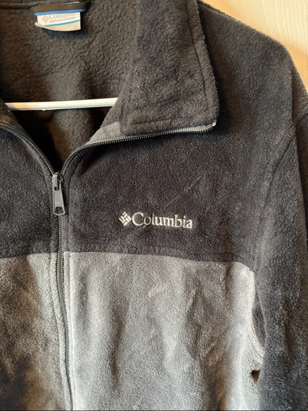 Columbia Black and Gray Full-Zip Fleece Jacket